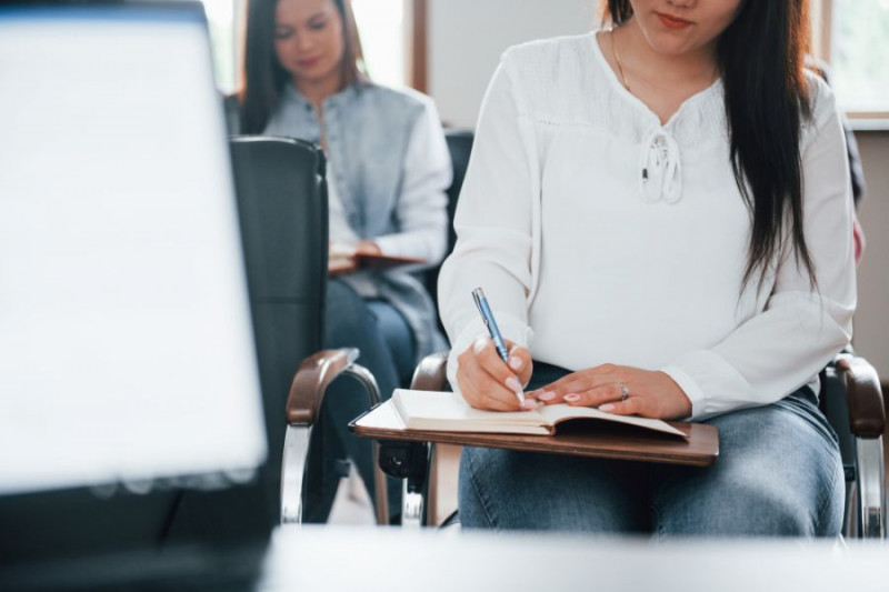 zdjęcie wyróżniające Pracodawca nie zawsze pokryje koszty studiów i kursów